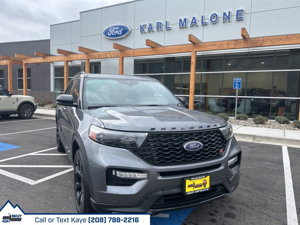 2022 Ford Explorer ST AWD