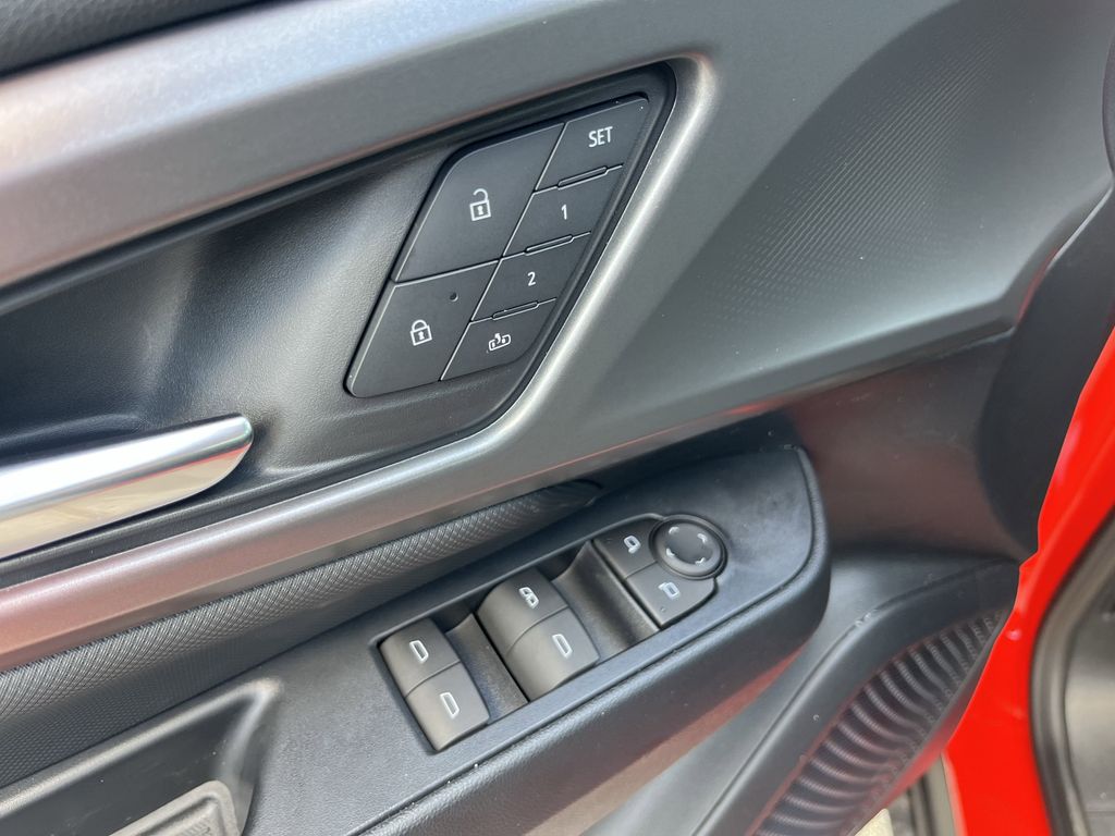 new 2025 Chevrolet Equinox EV car, priced at $41,695