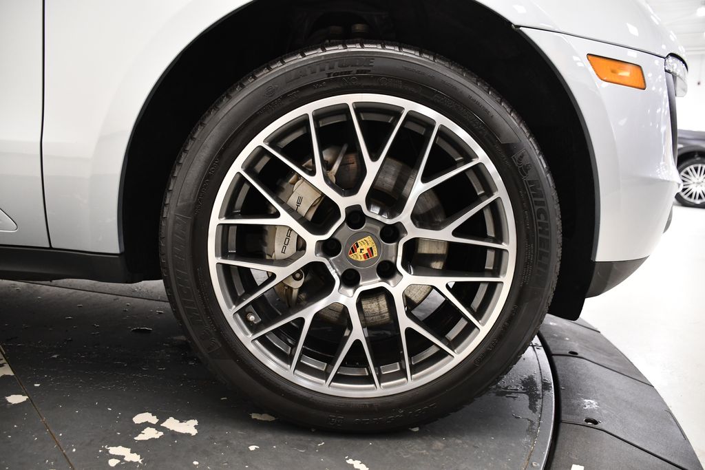 2018 Porsche Macan S 14