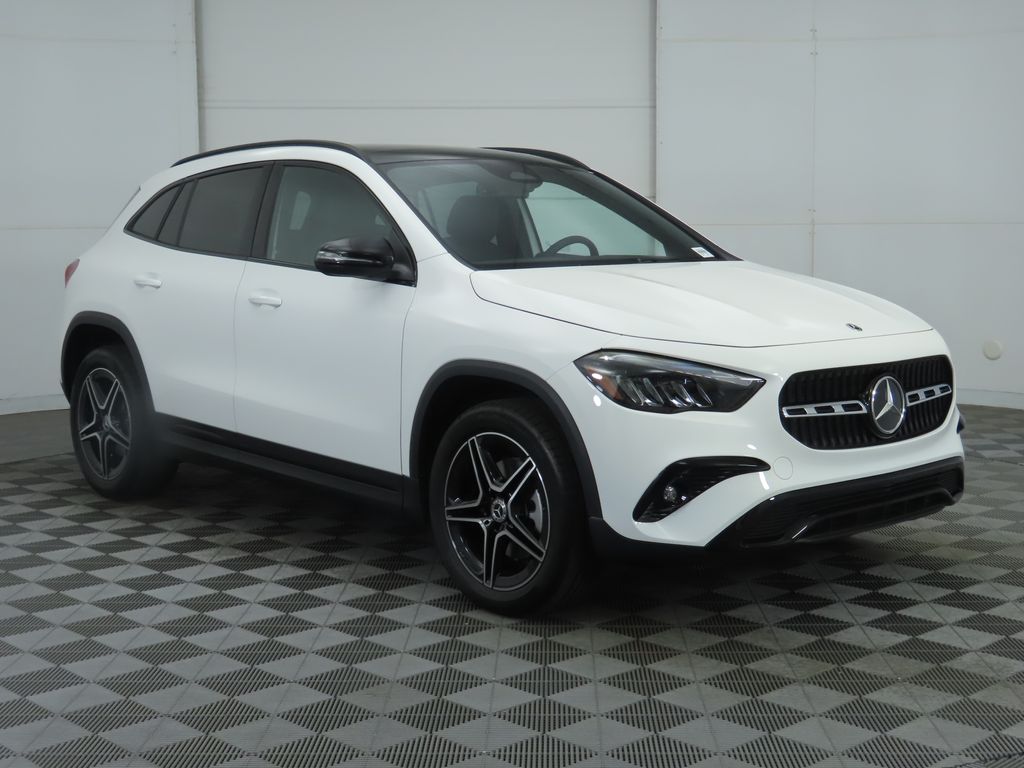 Thumbnail: 2026 Mercedes-Benz GLA - 3