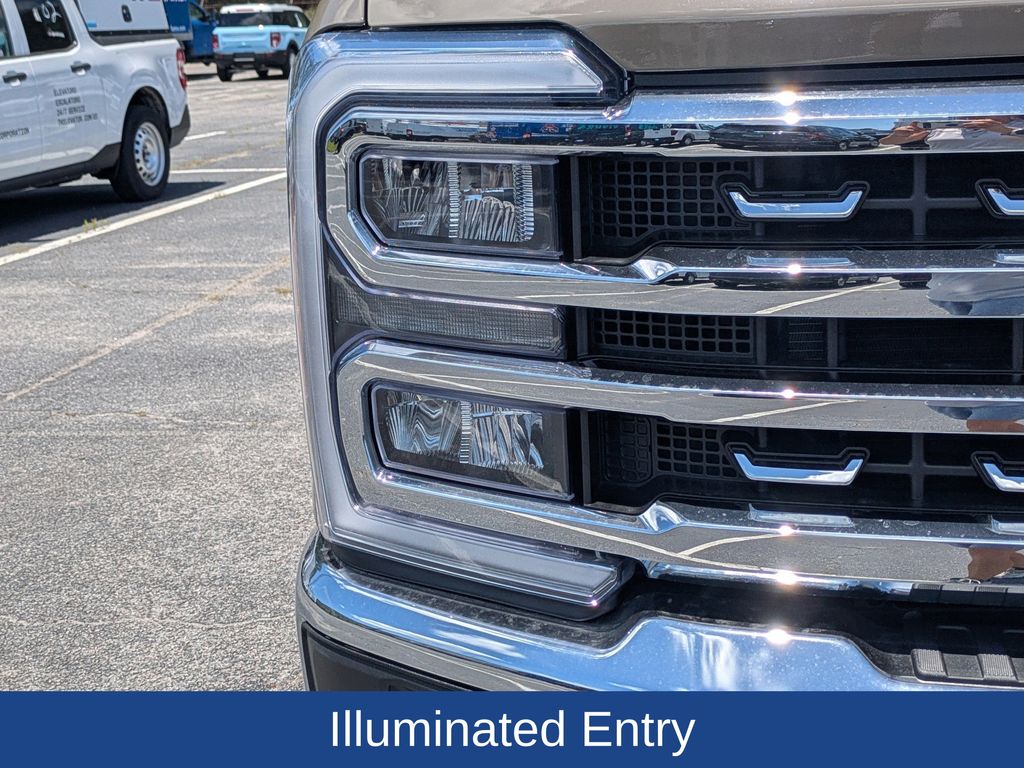 2026 Ford F-350 Super Duty LARIAT