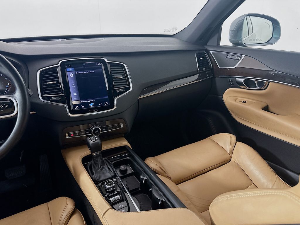 Thumbnail: 2017 Volvo XC90 - 23