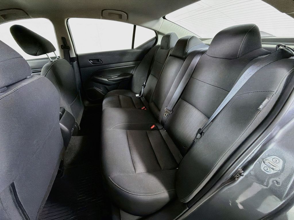 Used 2025 Nissan Altima Sedan