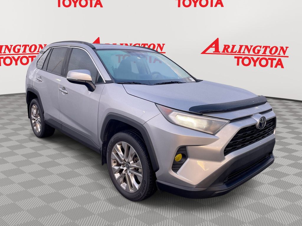 2021 Toyota RAV4 XLE Premium