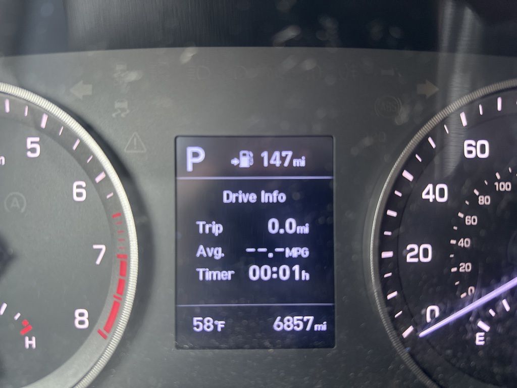 Used 2020 Gray Hyundai Value image 11