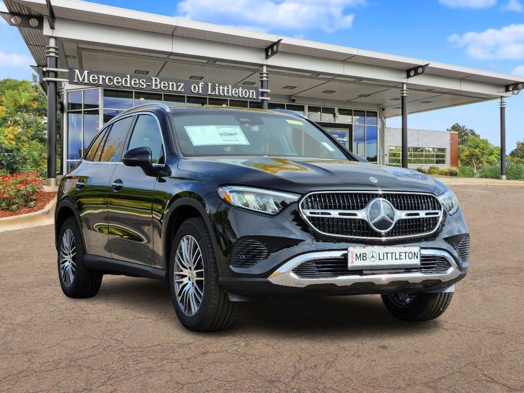 2025 Mercedes-Benz GLC GLC 300 2