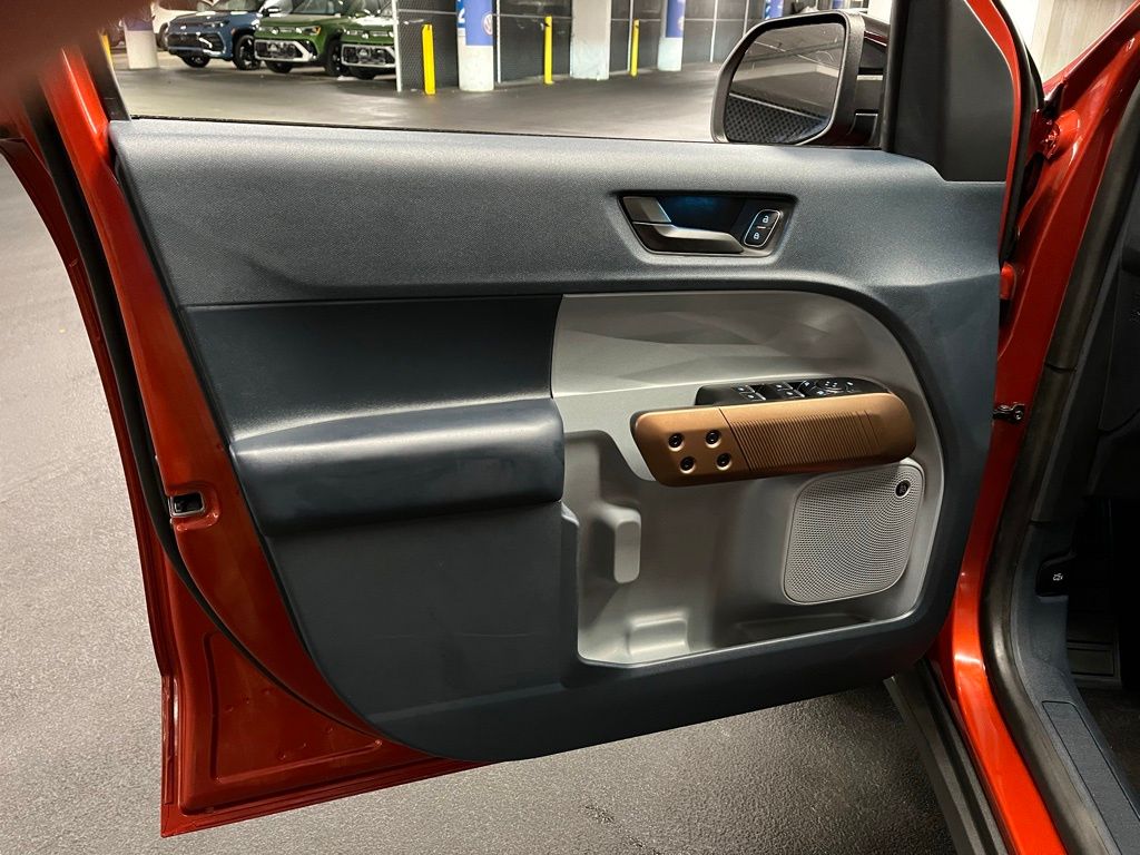 2024 Ford Maverick Lariat photo 11