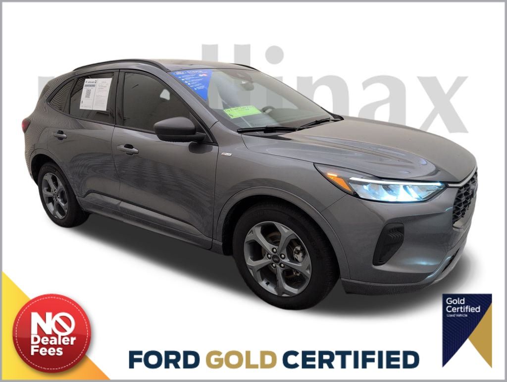 2023 Ford Escape ST-Line's photo