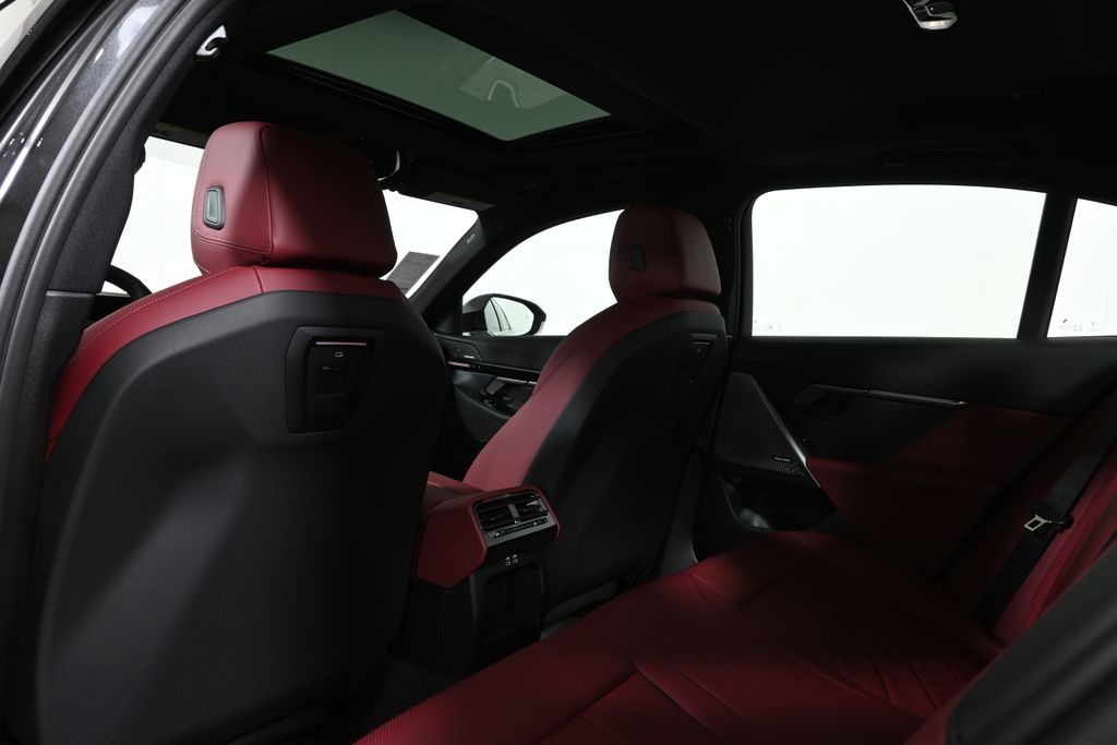 Thumbnail: 2026 BMW 5 Series - 32