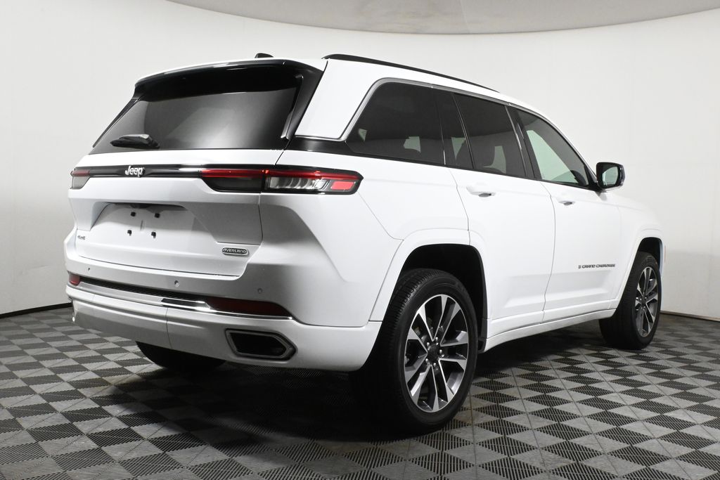 Thumbnail: 2024 Jeep Grand Cherokee - 8