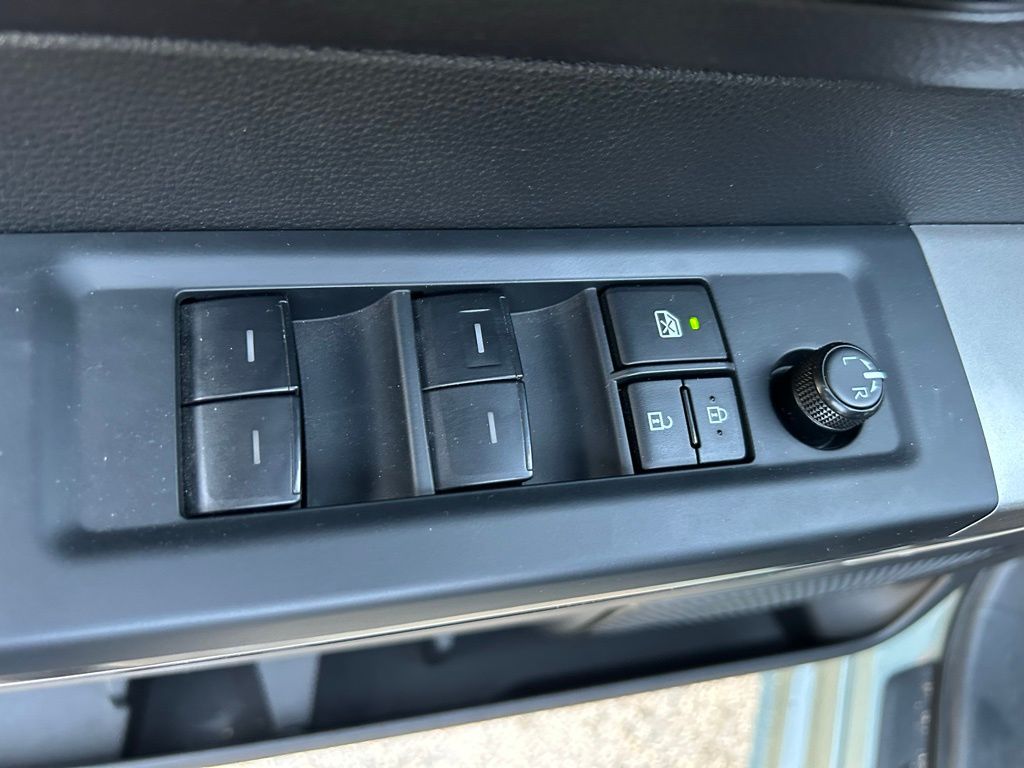 Thumbnail: 2025 Toyota Tundra - 17