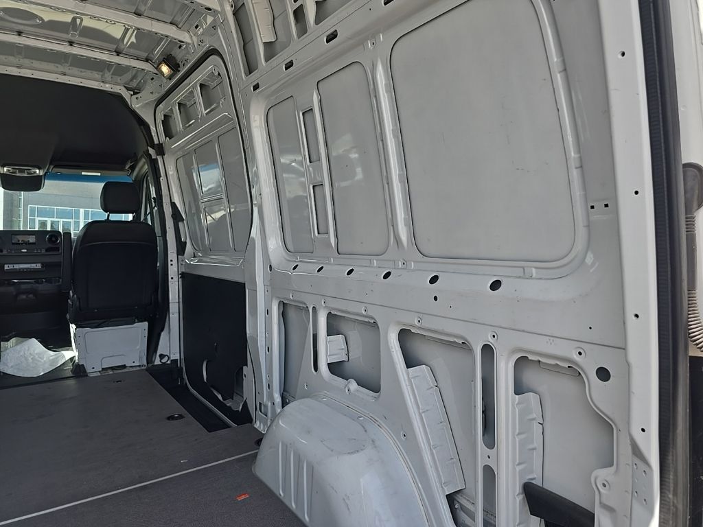 Used 2024 Mercedes-benz Sprinter 2500 Van