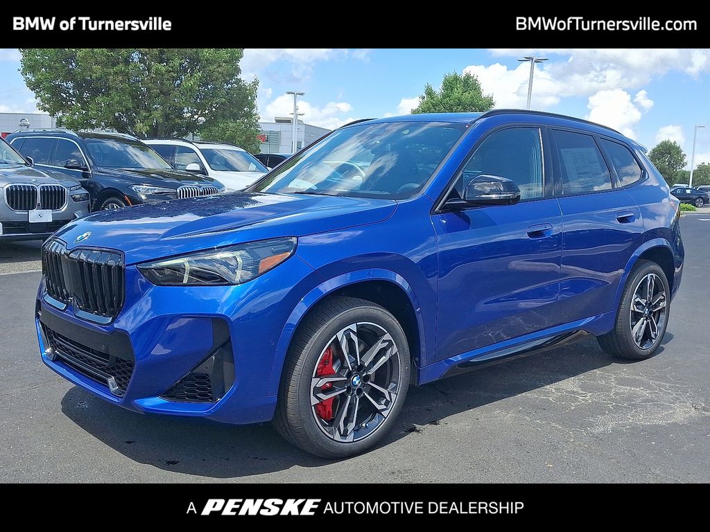 2025 BMW X1 xDrive28i Hero Image