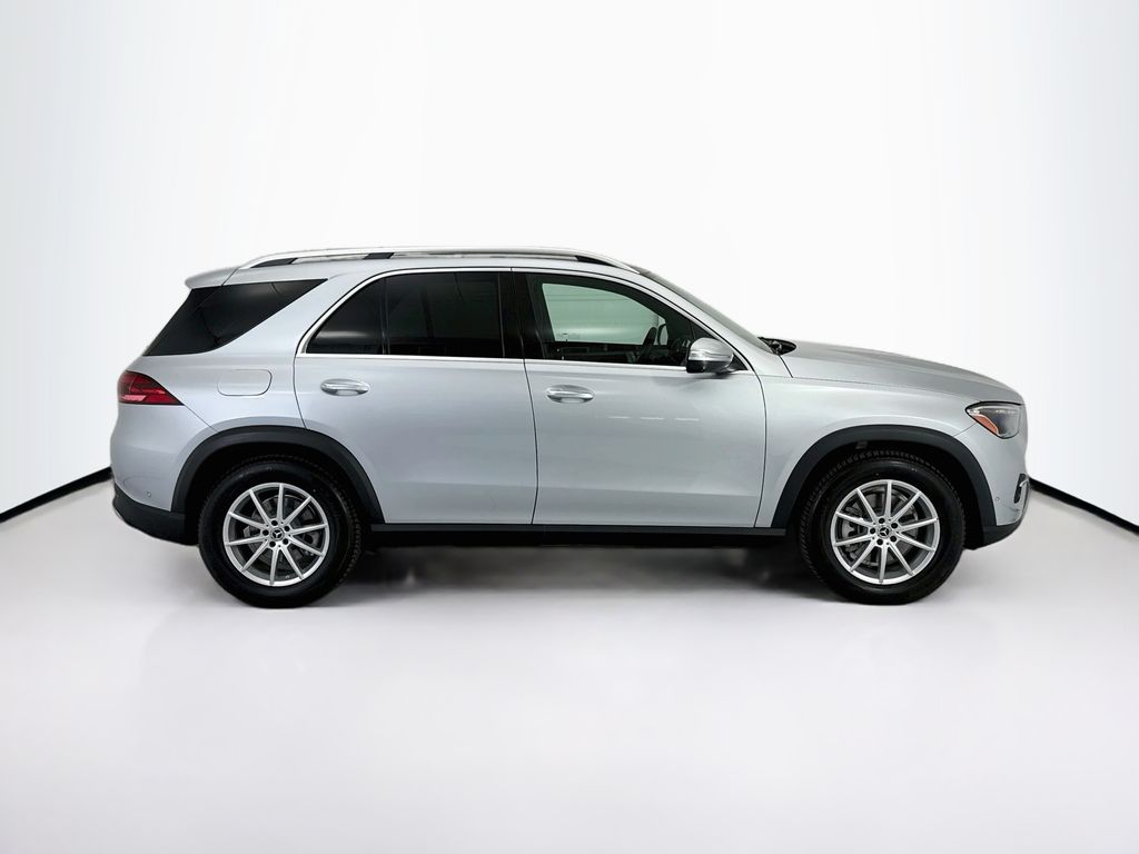 Thumbnail: 2026 Mercedes-Benz GLE - 4