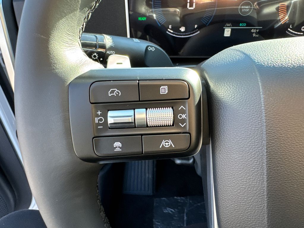 New 2026 White Hyundai SE image 15