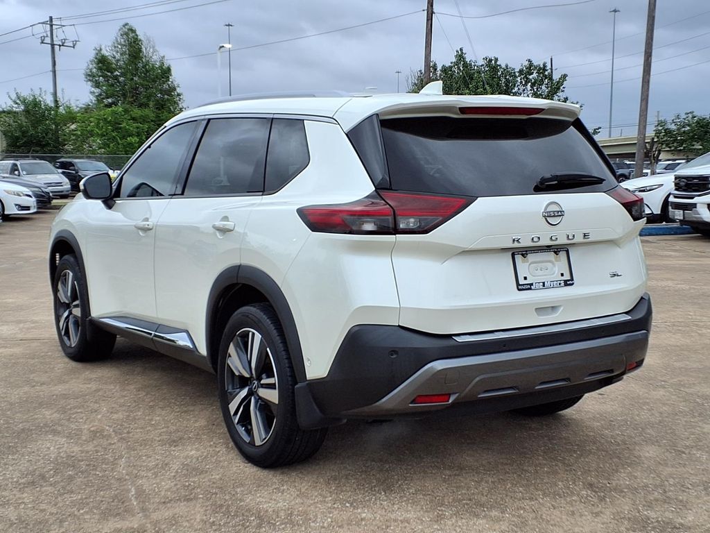 2023 Nissan Rogue SL - 1
