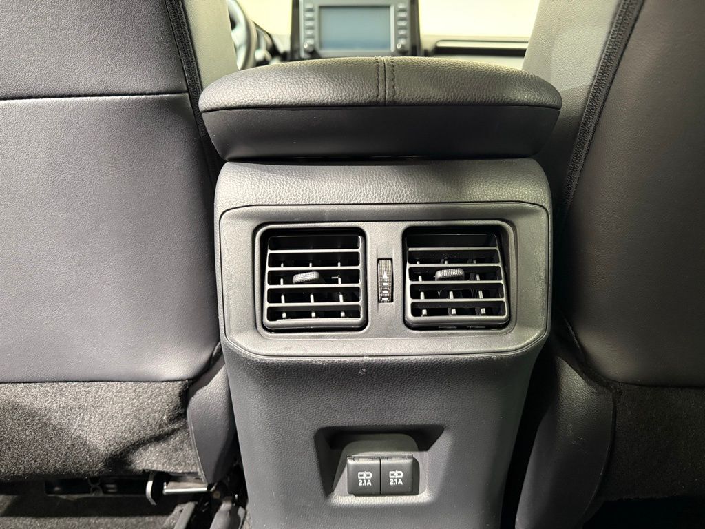 Thumbnail: 2019 Toyota RAV4 - 22