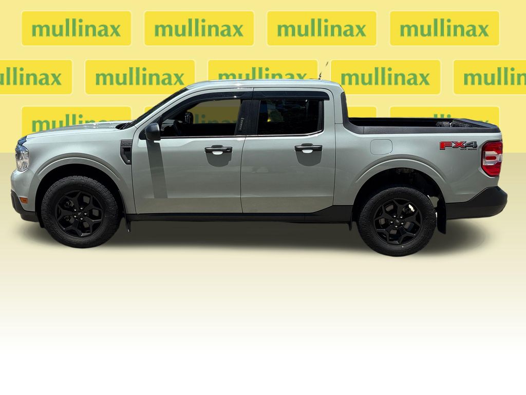 Certified Used 2023 Green Ford XLT image 10