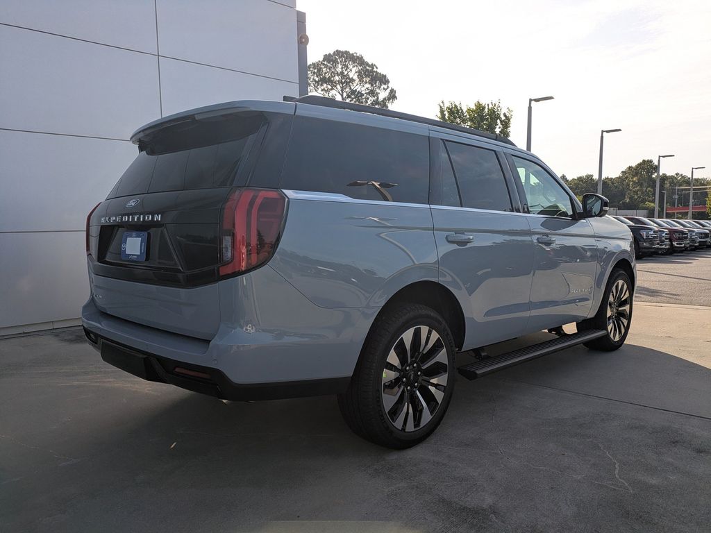 2027 Ford Expedition Platinum