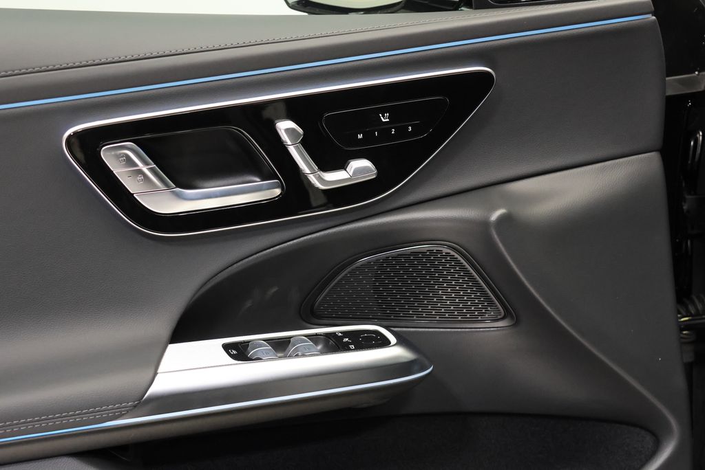 Thumbnail: 2026 Mercedes-Benz E-Class - 30