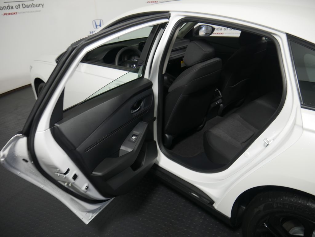 2025 Honda Accord SE 9