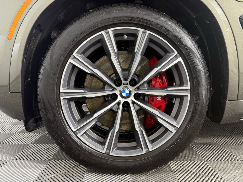 Thumbnail: 2025 BMW X5 - 9