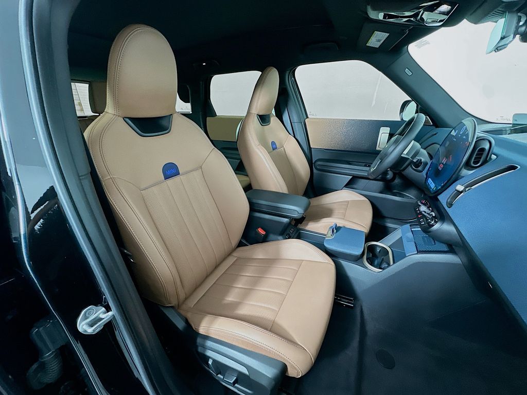 Thumbnail: 2025 MINI Cooper Countryman - 29