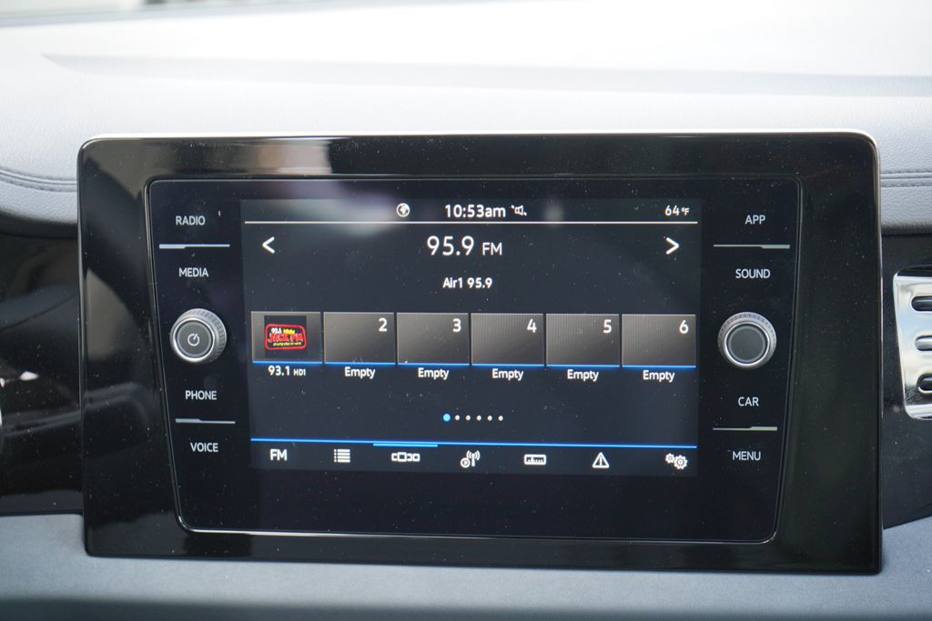 2025 Volkswagen Jetta SE 15
