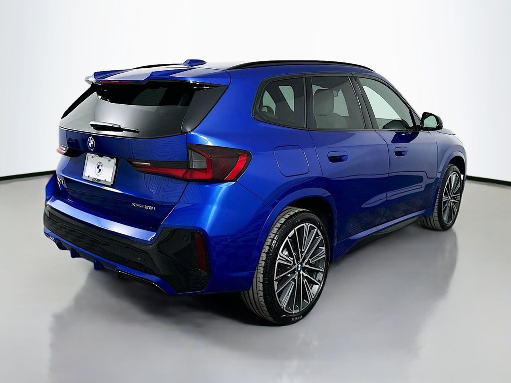 Thumbnail: 2026 BMW X1 - 5