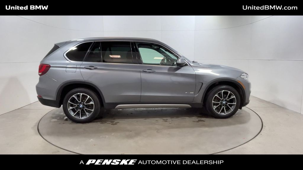 2017 BMW X5 xDrive35i 9