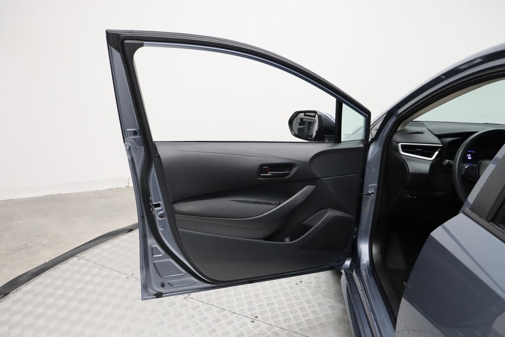 Thumbnail: 2025 Toyota Corolla - 16