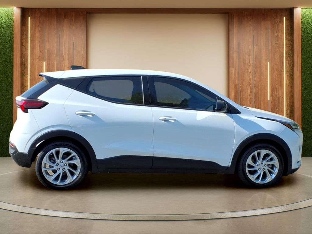 ChevroletBolt EV34