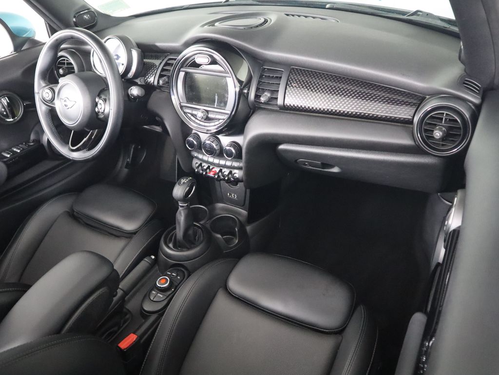 Thumbnail: 2018 MINI Cooper - 25