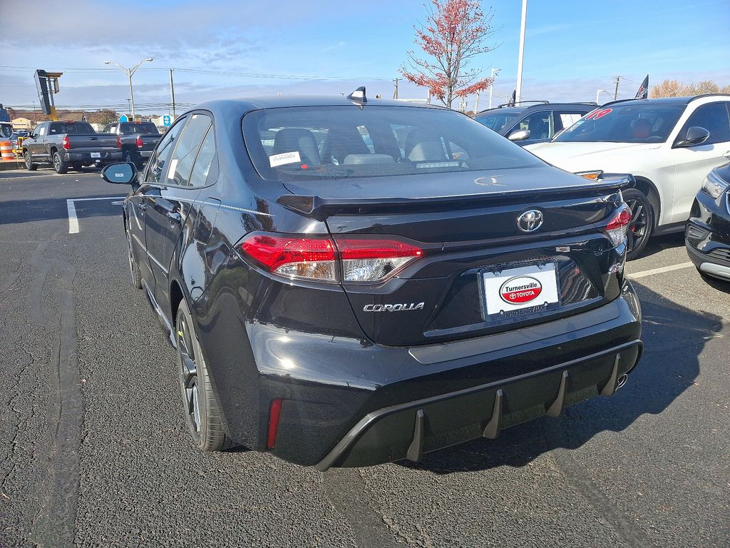 2025 Toyota Corolla SE 3