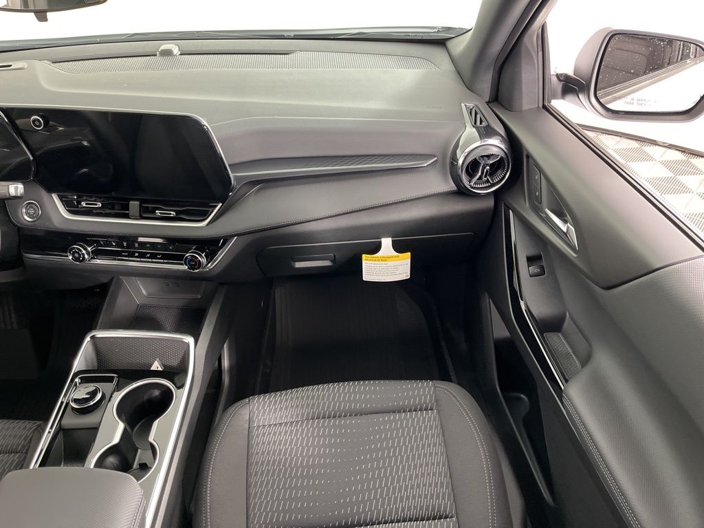 Thumbnail: 2026 Chevrolet Equinox - 14