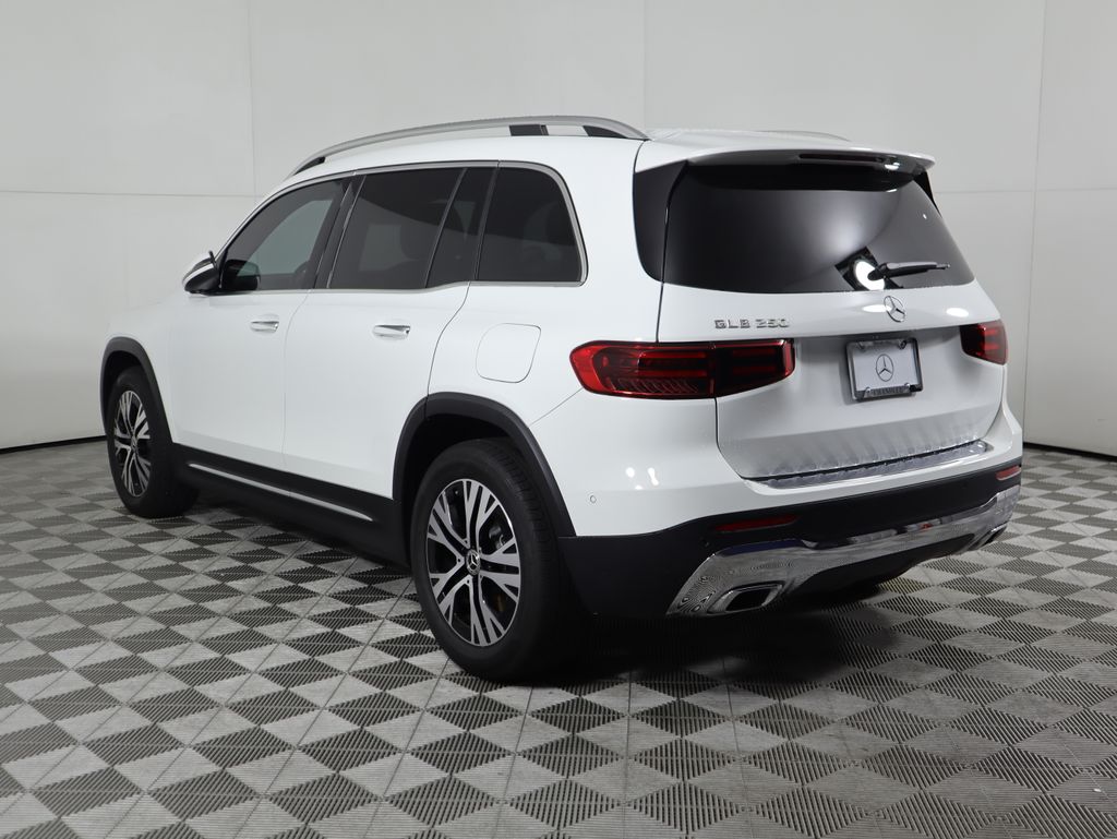 Thumbnail: 2025 Mercedes-Benz GLB - 7