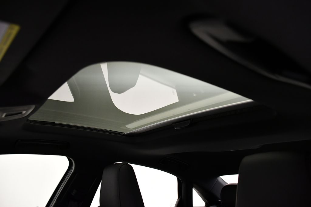 Thumbnail: 2025 Audi RS 3 - 16