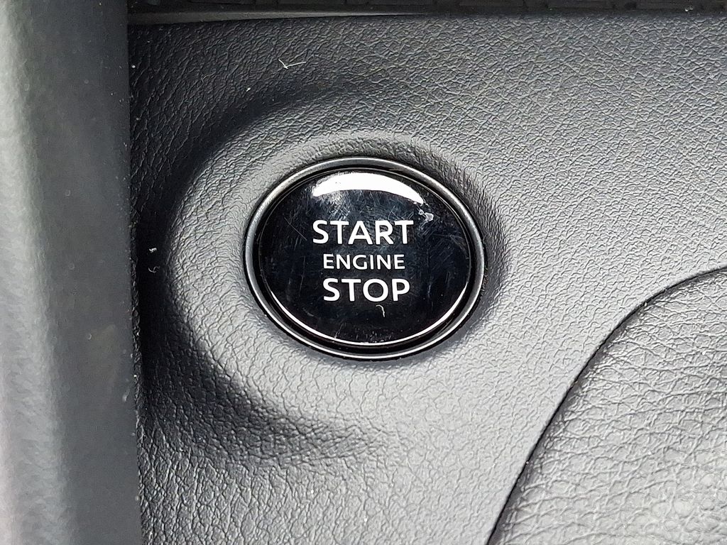 2026 Nissan Z — photo 16