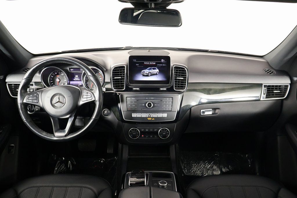 Thumbnail: 2018 Mercedes-Benz GLE - 8
