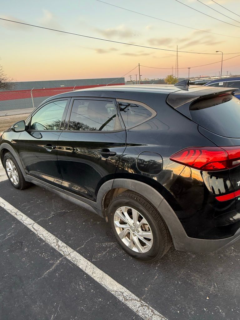 Thumbnail: 2019 Hyundai Tucson - 4