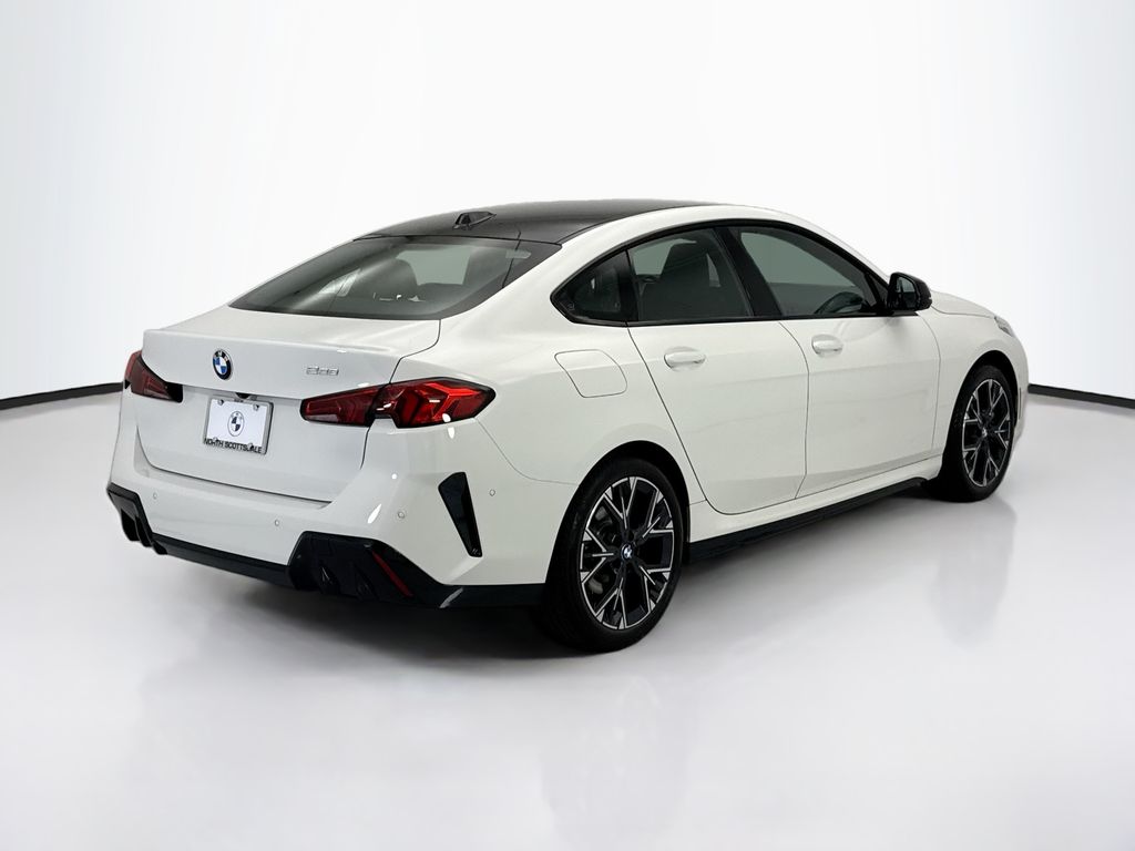 Thumbnail: 2026 BMW 2 Series - 5
