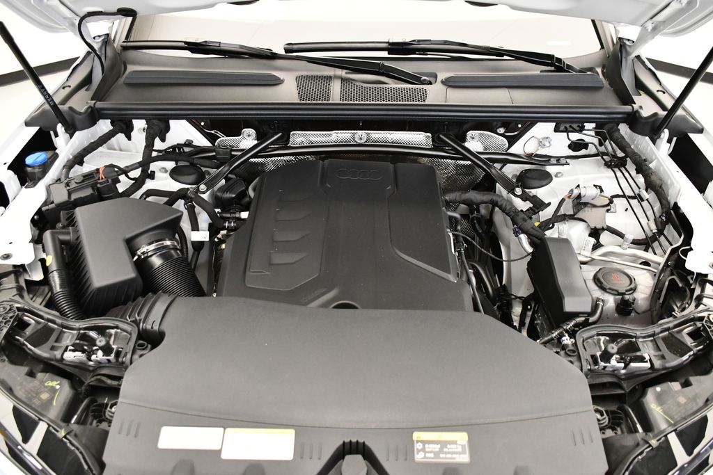 2025 Audi Q5 Premium 11