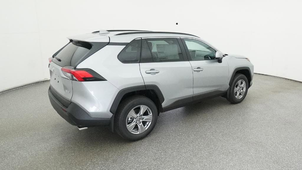 Thumbnail: 2025 Toyota RAV4 - 21