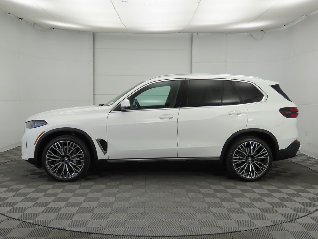 2025 BMW X5 xDrive40i 8