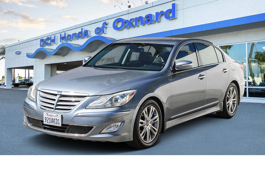 Parisian Gray 2014 Hyundai Genesis Sedan 8-Speed Automatic