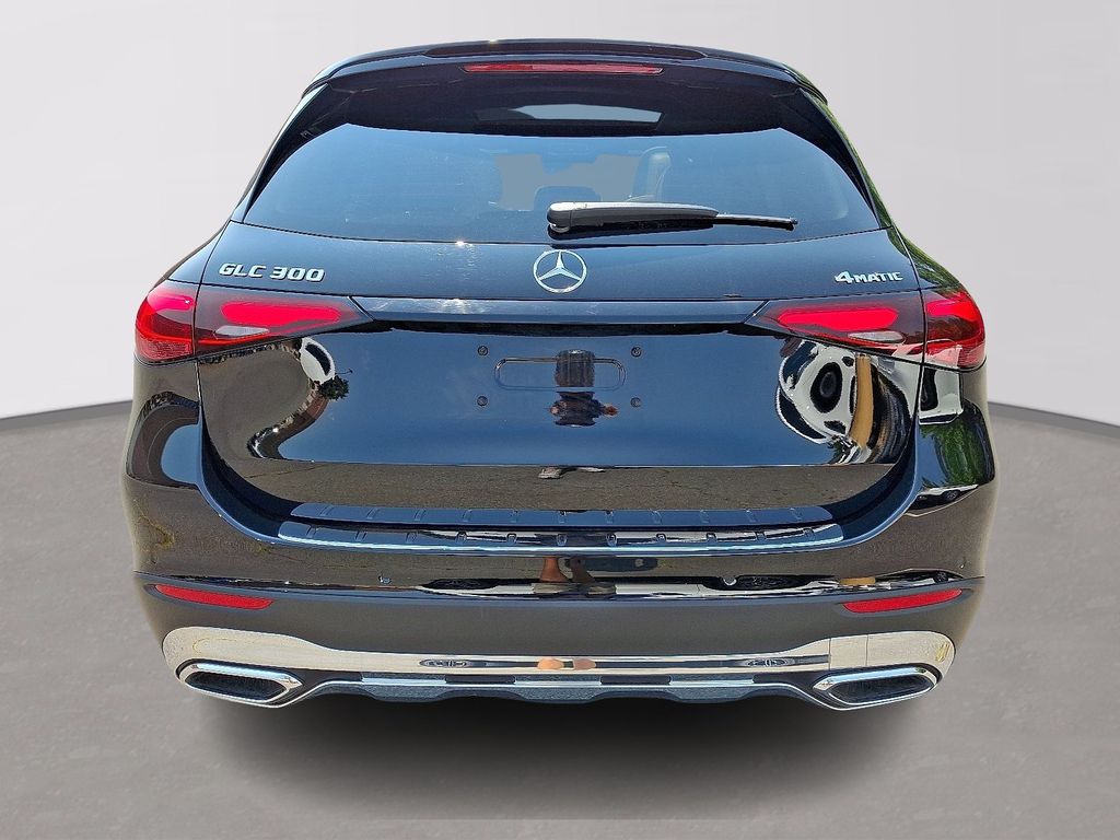 Thumbnail: 2026 Mercedes-Benz GLC - 5