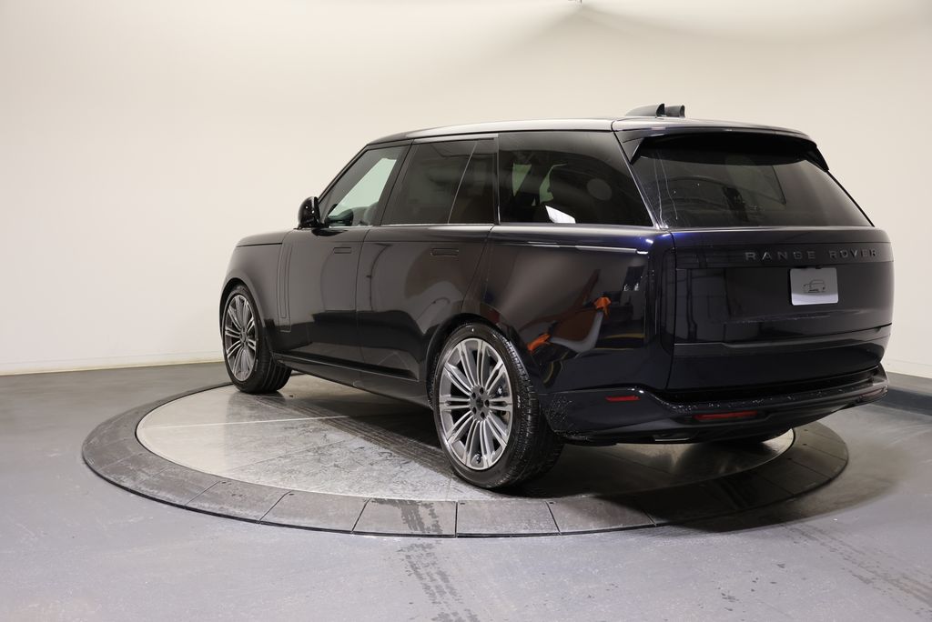 Thumbnail: 2026 Land Rover Range Rover - 3
