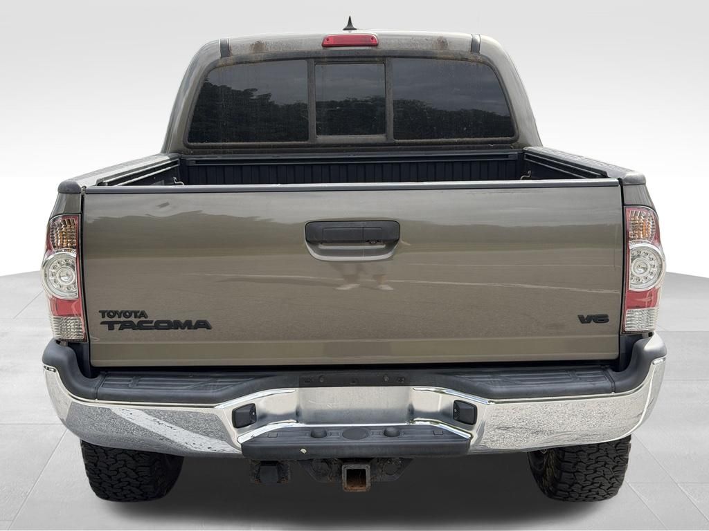 2015 Toyota Tacoma Base V6