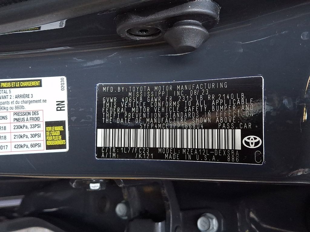 Thumbnail: 2023 Toyota Corolla - 27