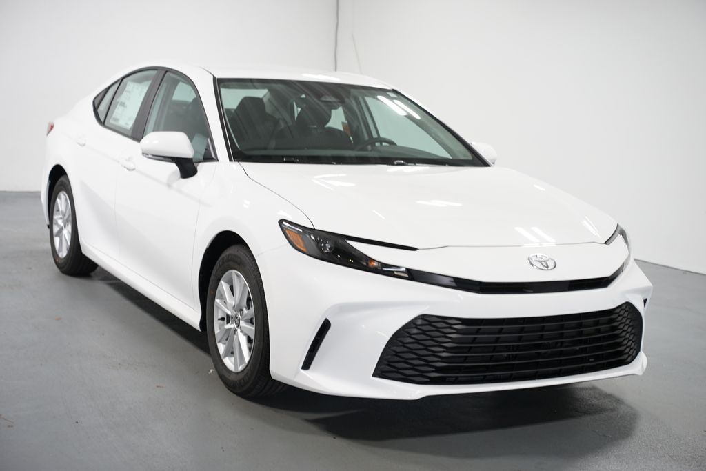 Thumbnail: 2025 Toyota Camry - 3